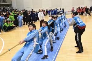 綱引き大会の様子①