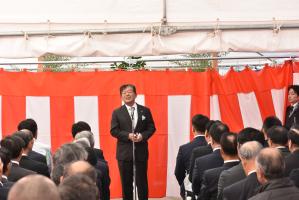 株式会社しろいしグロウパーク代表取締役社長吉澤氏による施行者代表の挨拶